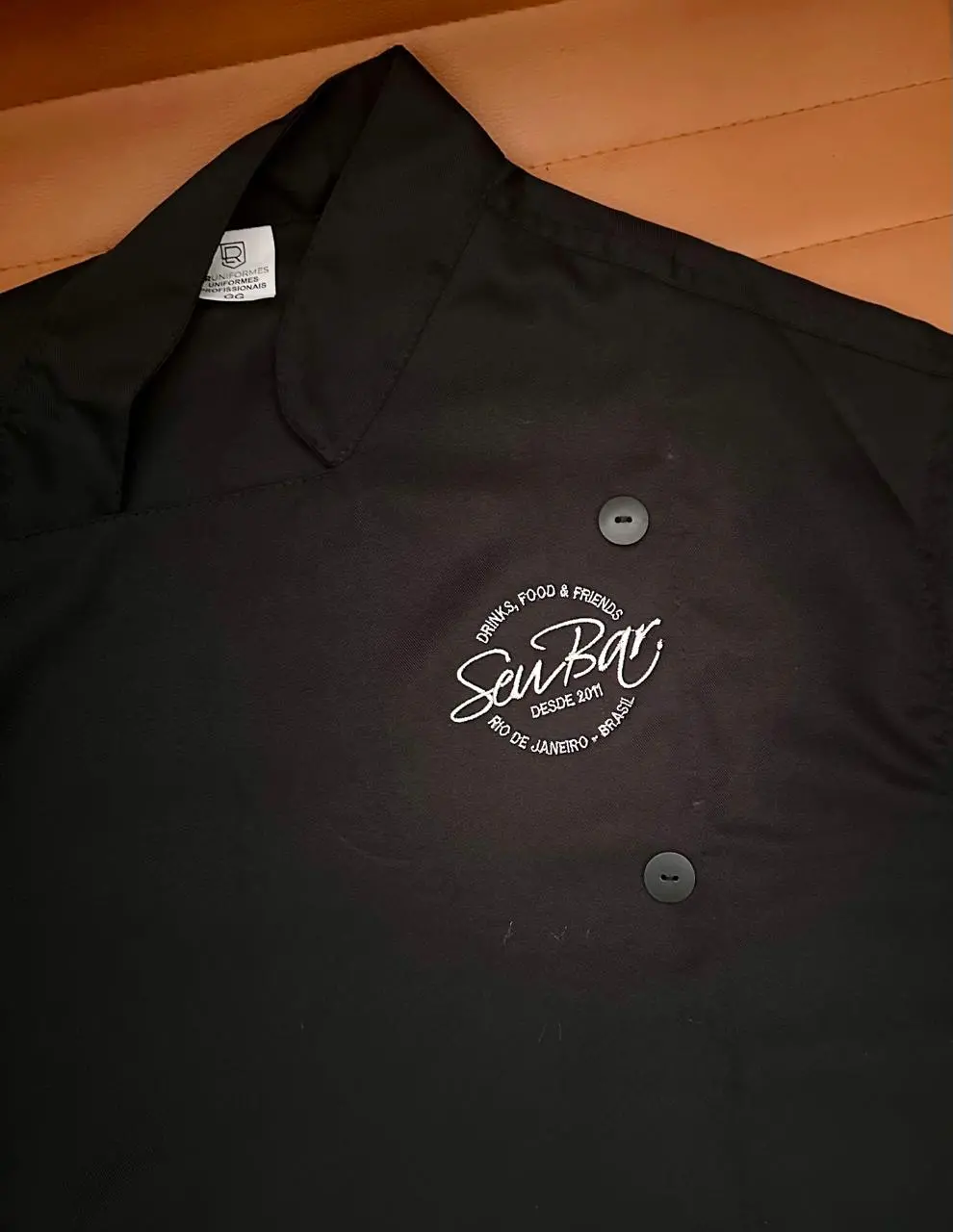 Opções de Uniformes Profissionais para garçons, chefes e equipe de cozinha no RJ